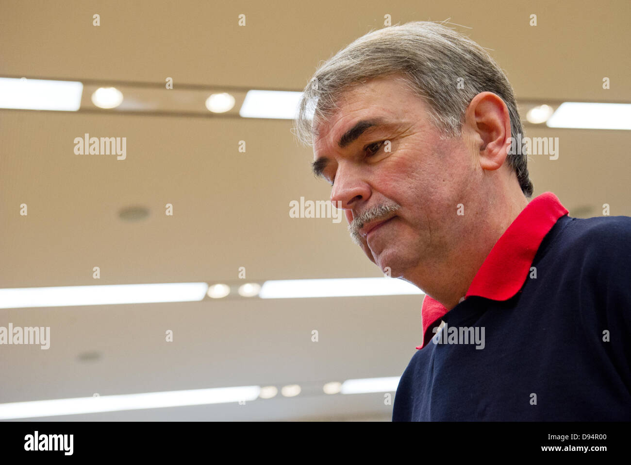 Gustl Mollath arrives at a hearing of the Mollath-investigation committee held at the Bavarian parliament in Munich, Germany, 11 June 2013. Mollath was institutionalised into a psychiatric clinic in 2006, because he was regarded as a 'public danger'. Mollath ever since sees himself as a victim of a conspiracy and meanwhile general doubts concerning the sentencing has led the public prosecution department and the defence to reopen the case. Photo: INGA KJER Stock Photo