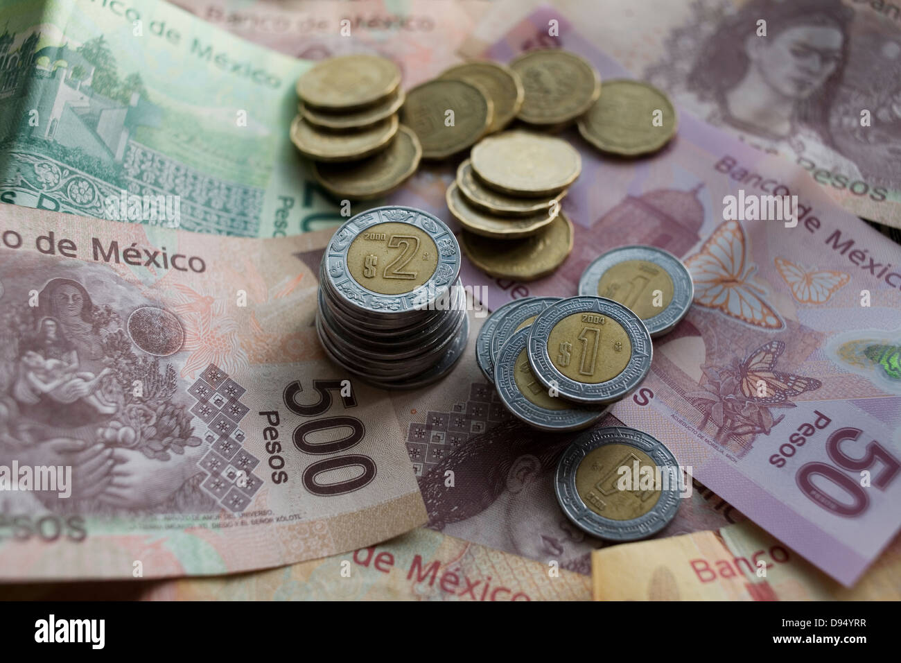 Mexican currency hi res stock photography and images Alamy