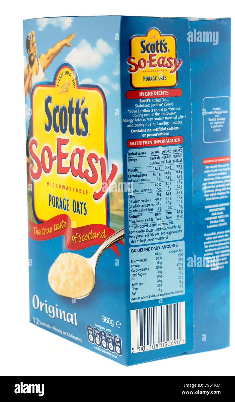 Twelve sachets of Scotts SO Easy microwaveable original porage oats ingredients and nutritional information Stock Photo