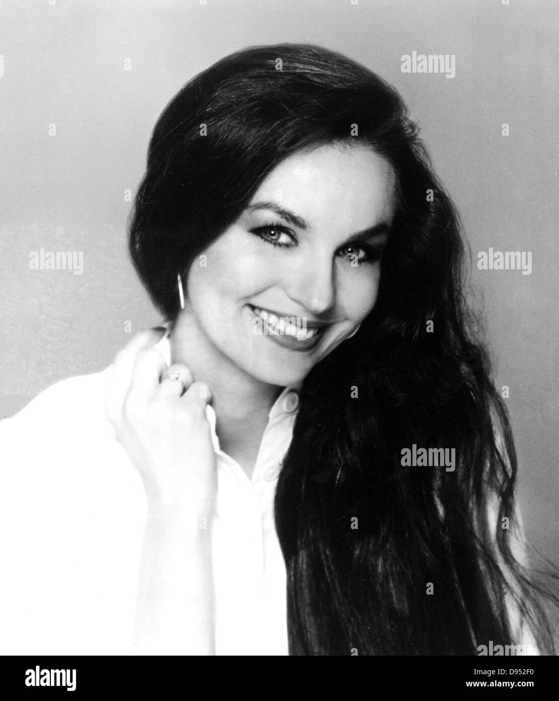CRYSTAL GAYLE Promotional photo of US Country singer about 1975 Stock Photo