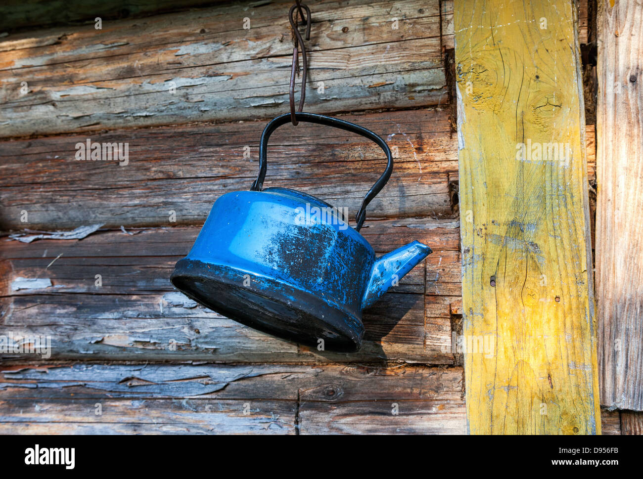Broken kettle hires stock photography and images Alamy