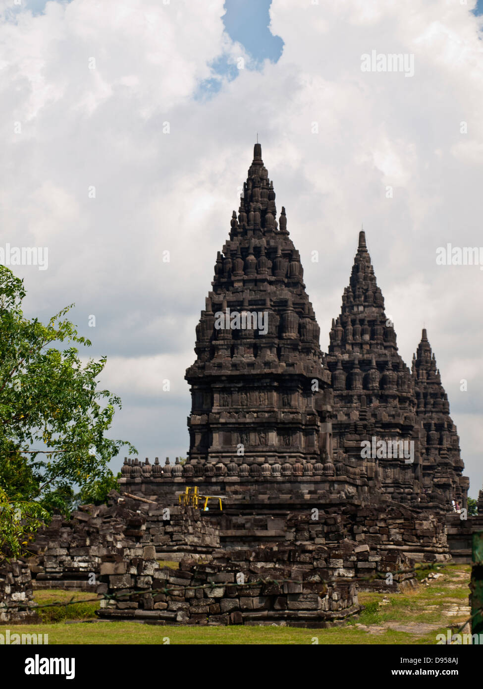 Candi Shiva Mahadeva in Prambanan temple complex Stock Photo - Alamy
