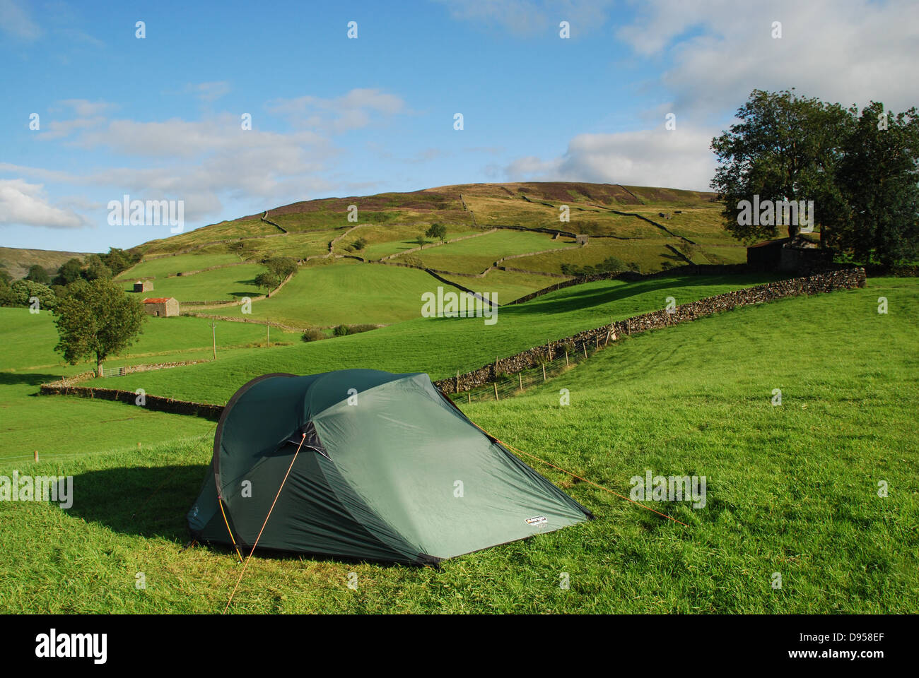 A lone tent in the Yorkshire Dales Stock Photo
