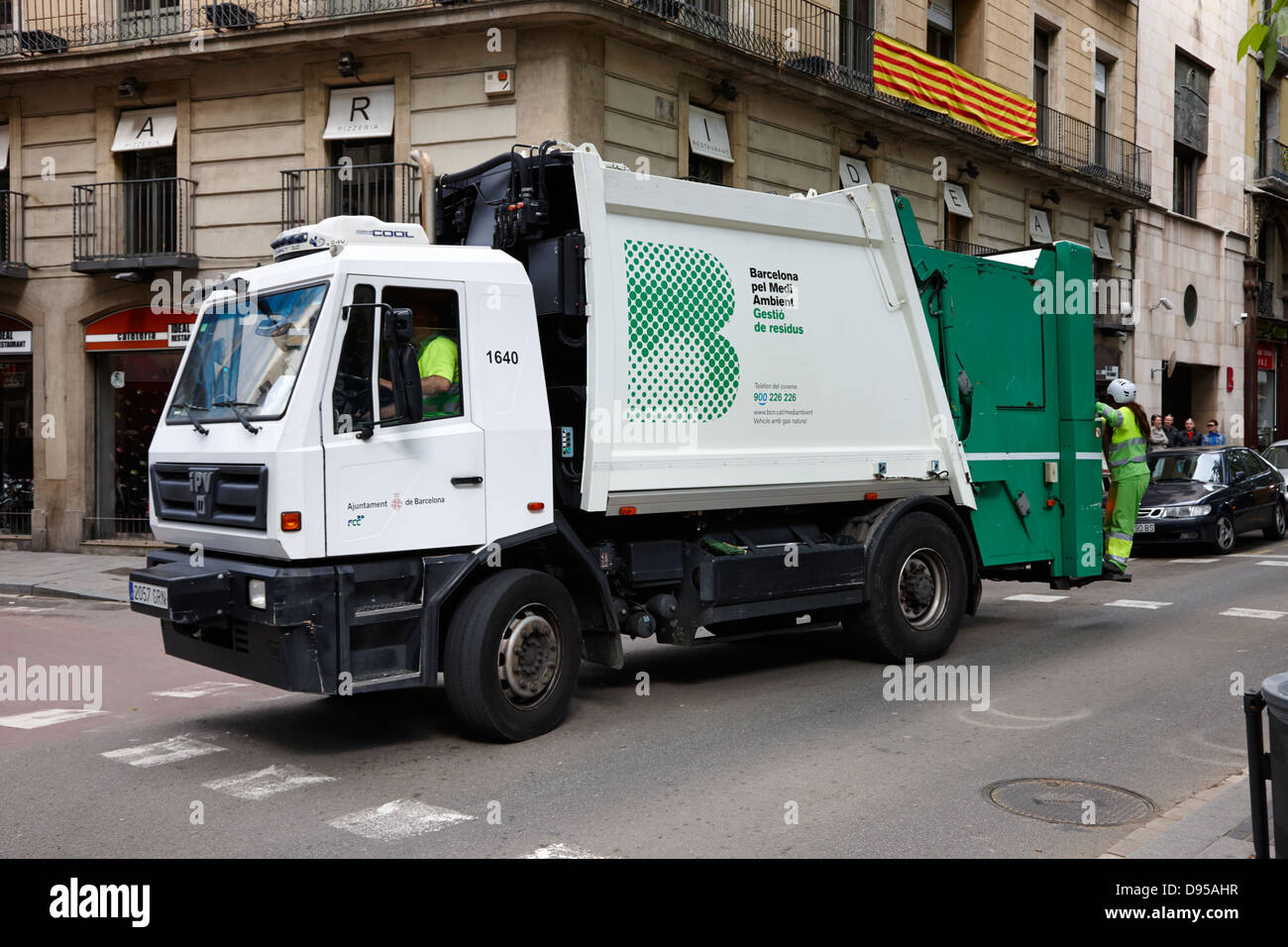 barcelona pel medi ambient gestio de residus waste disposal vehicle  catalonia spain Stock Photo - Alamy