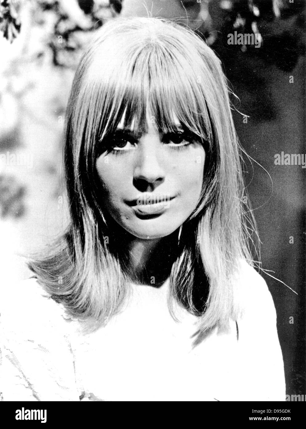 Marianne faithfull 1960s hi-res stock photography and images - Alamy