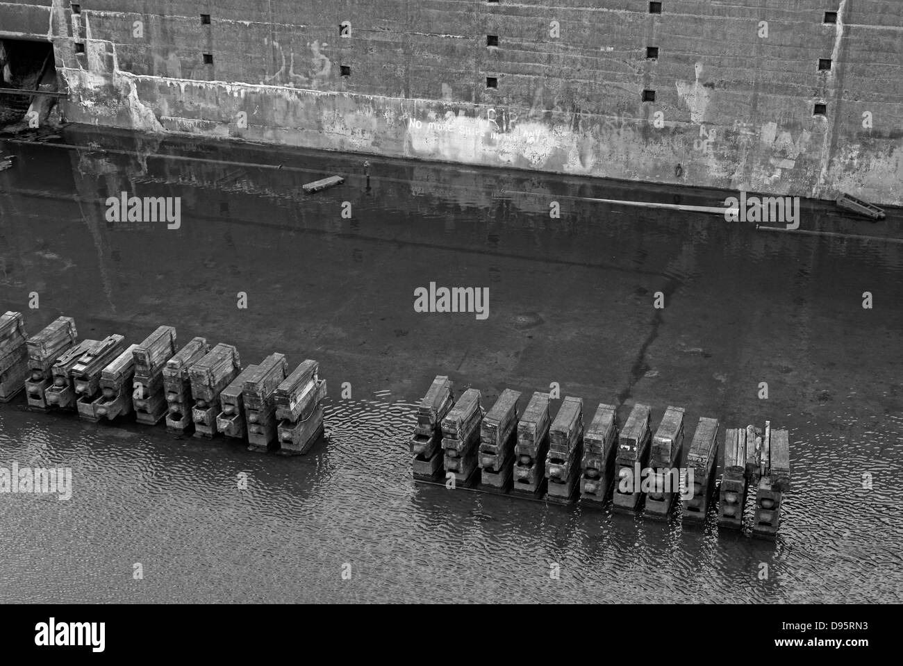 One of the Titanic dry docks at Belfast shipyards, The lock gates are Stock Photo 57291391 Alamy