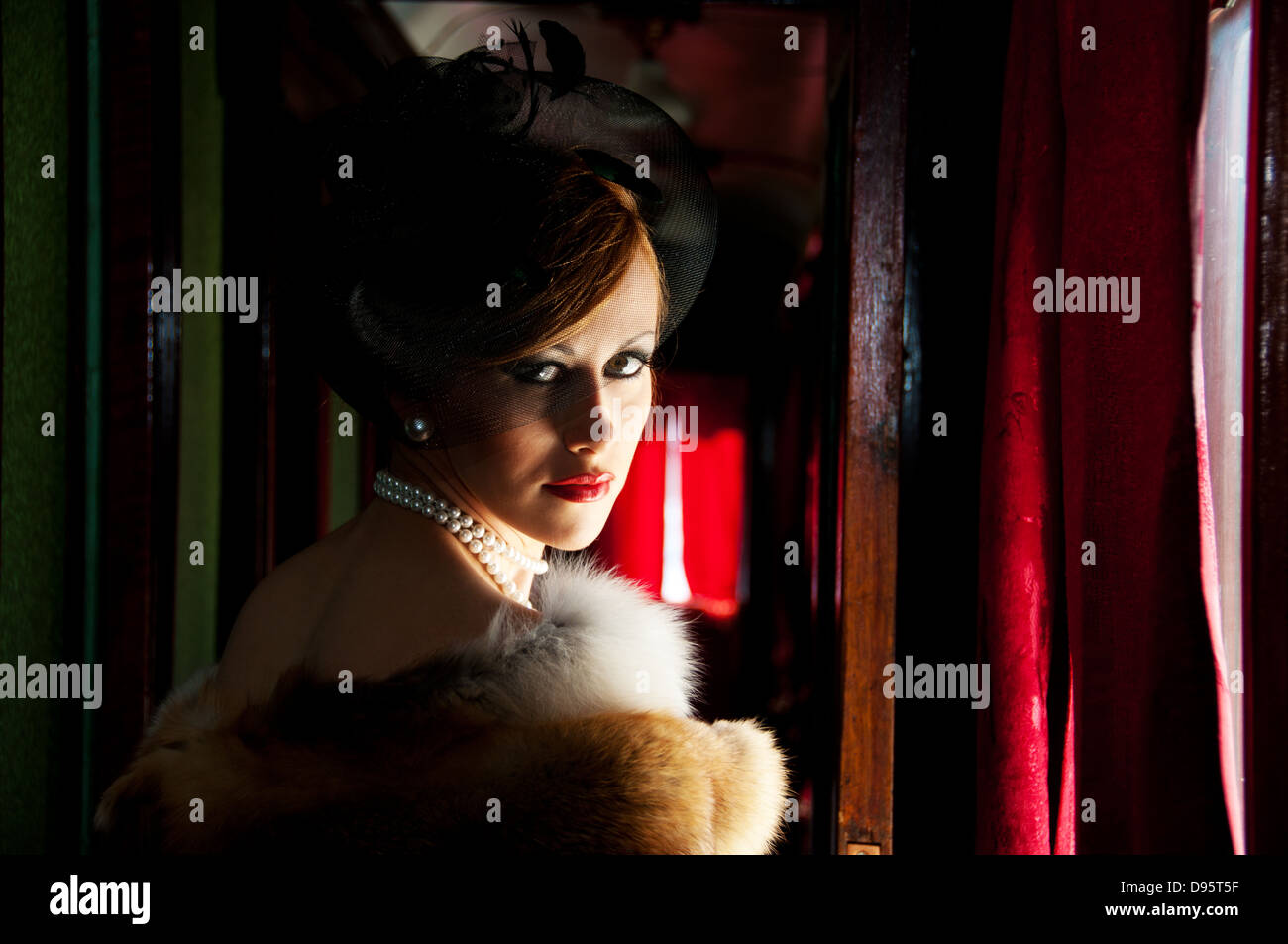 Woman in vintage hat veil hi-res stock photography and images - Alamy