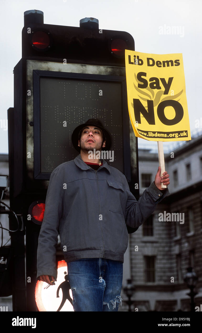 Stop war demo hi-res stock photography and images - Alamy