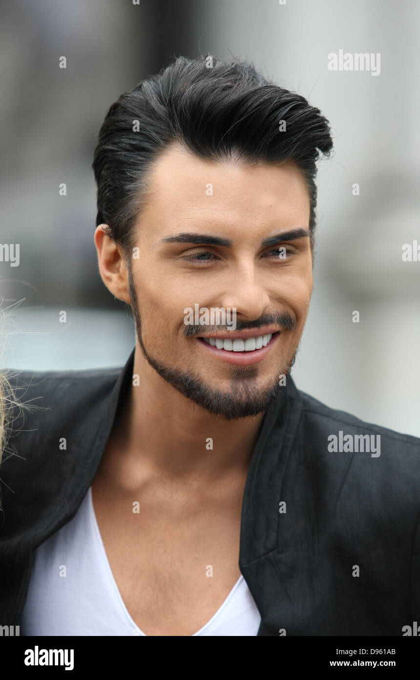 RYLAN CLARK RYLAN CLARK SHOWS OFF HIS XY FACTOR IN THE NEW ...