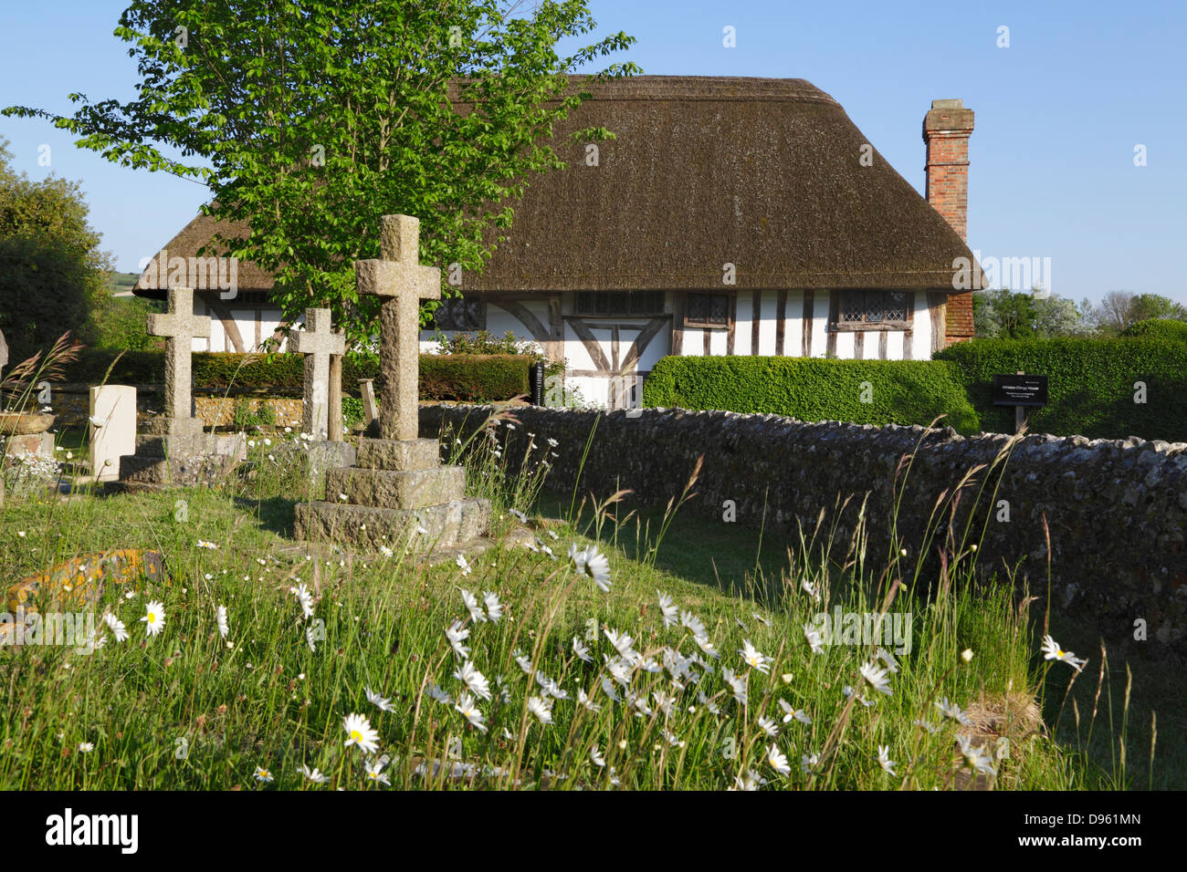 Alfriston Clergy House viewed across the Churchyard East Sussex UK GB Stock Photo Alamy