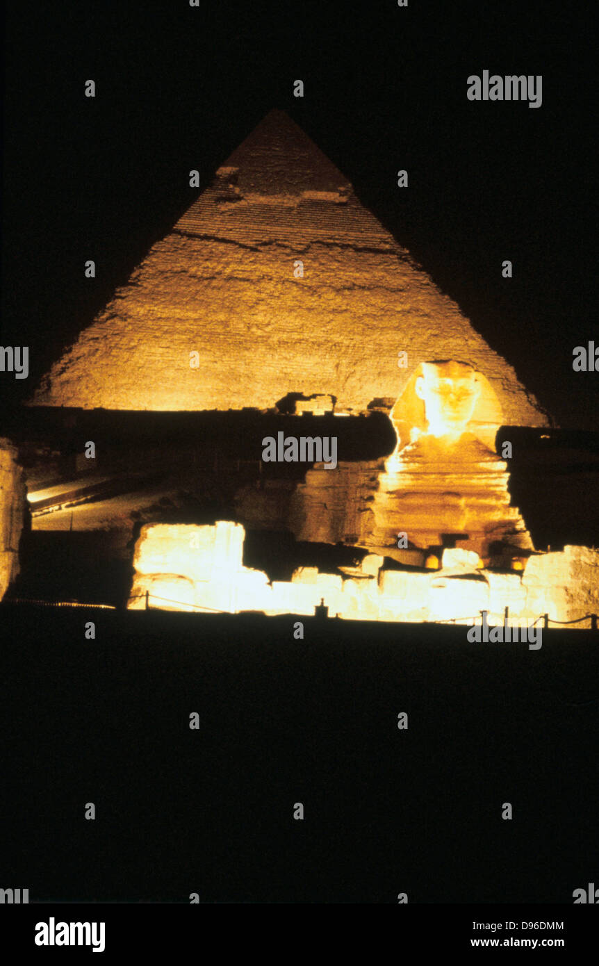 The Sphinx and Great Pyramid at night, at Giza, Egypt Stock Photo - Alamy