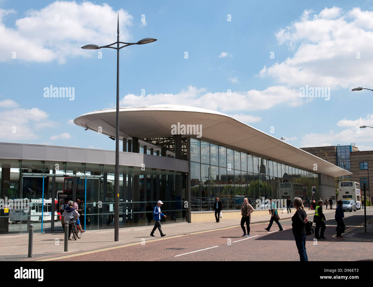 Wolverhampton bus station hi-res stock photography and images - Alamy