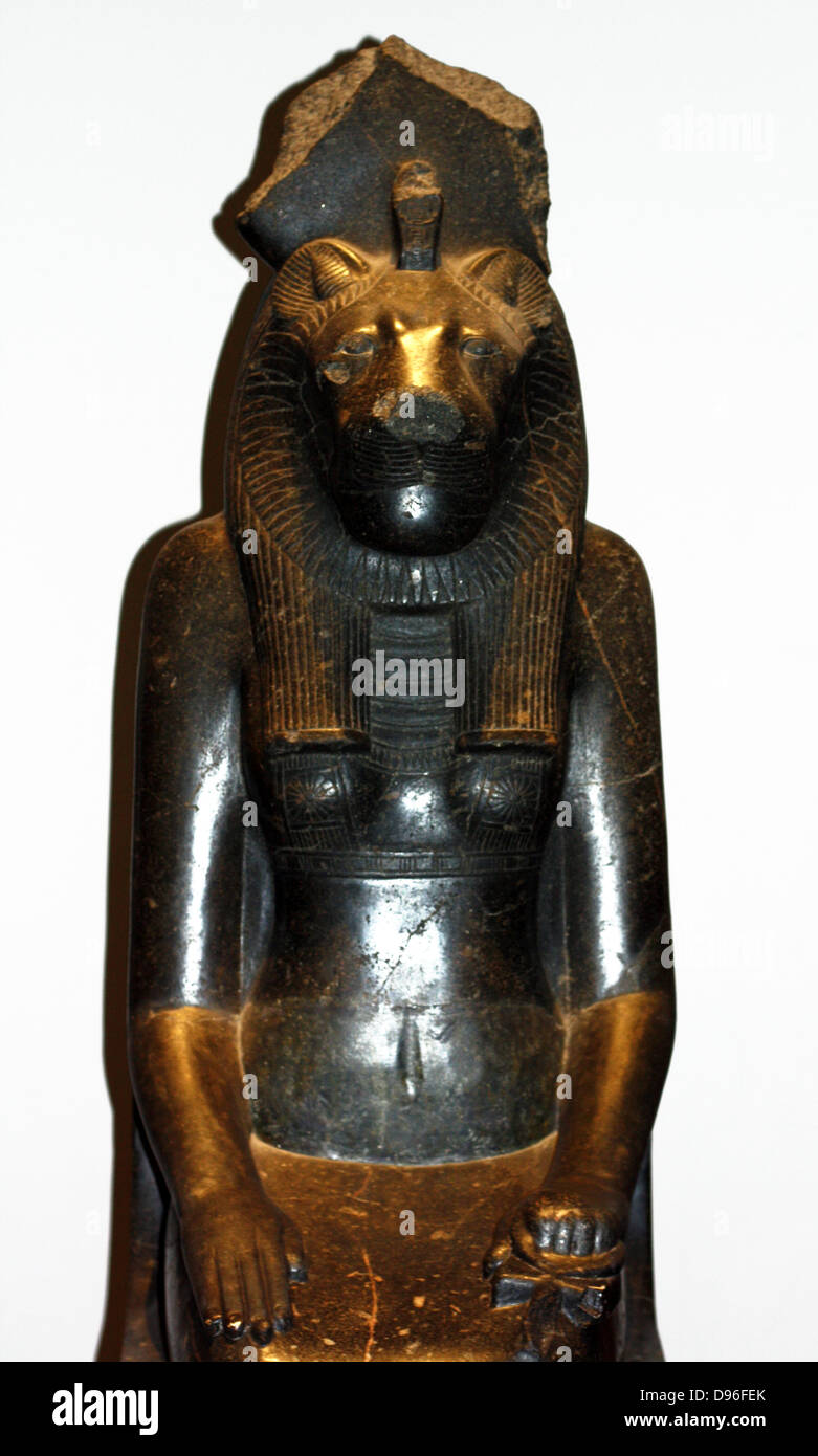 18th dynasty seated statue of the goddess Sekhmet, from Thebes, Egypt ...
