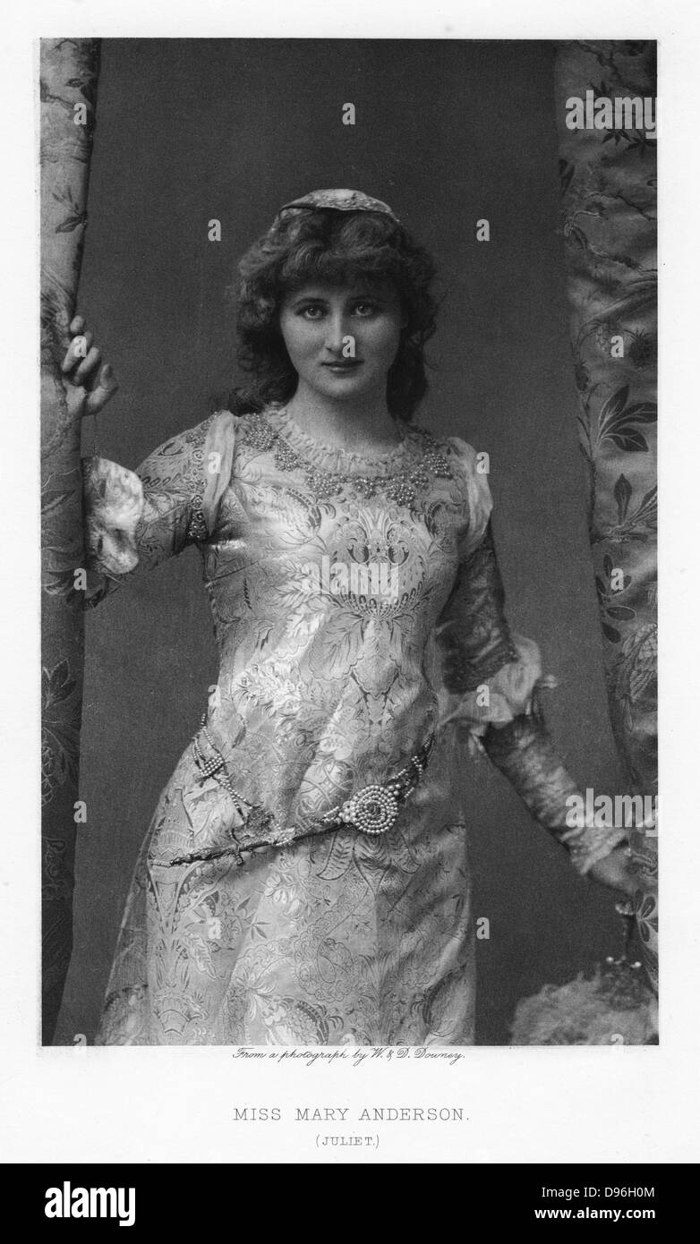 Mary Anderson (1859-1940) American actress, c1895. Here as Juliet in 'Romeo and Juliet' by William Shakespeare.She retired from stage in 1889.  Photogravure.  Theatre. Play. English Literature. Stock Photo
