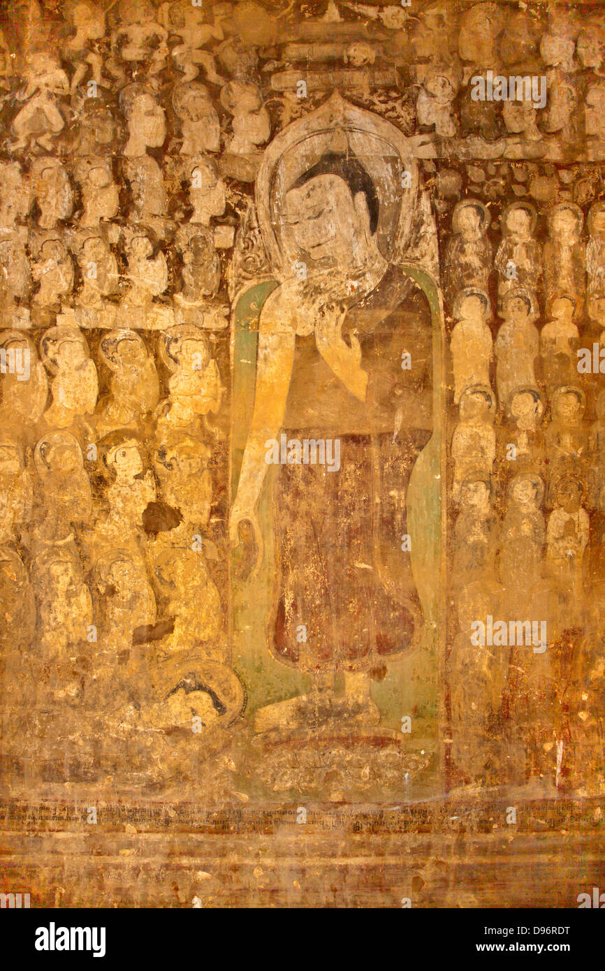 Well preserved ancient FRESCOS of Buddhas inside TAYOK PYI PAYA - BAGAN, MYANMAR Stock Photo