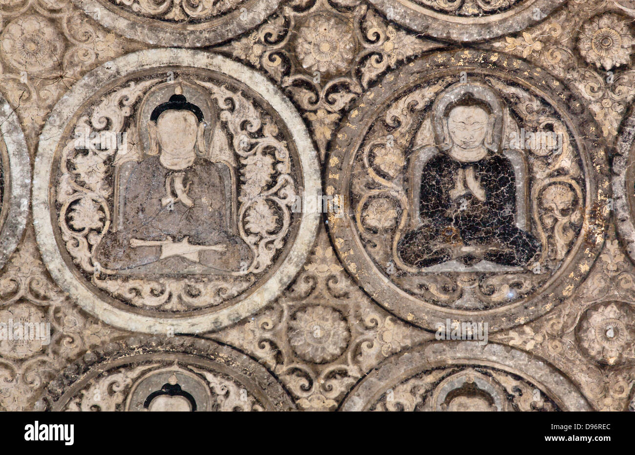 Well preserved ancient FRESCOS of Buddhas inside TAYOK PYI PAYA - BAGAN, MYANMAR Stock Photo