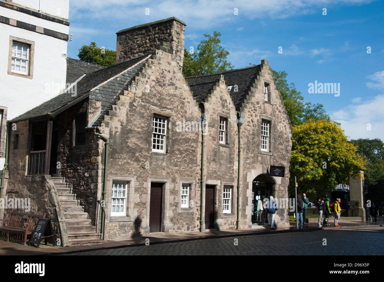 Gift shop at Holyrood Palace, Edinburgh, Lothian, Scotland, Great Britain, Europe , Souvenirladen am Holyrood Palace, Edinburg, Stock Photo