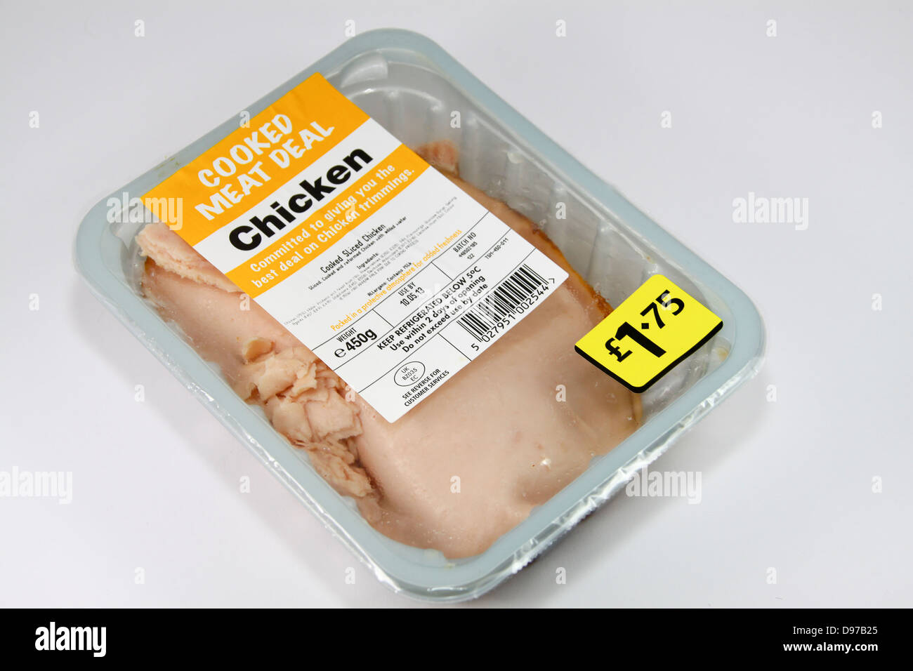 Pack of chilled cooked chicken meat Stock Photo Alamy