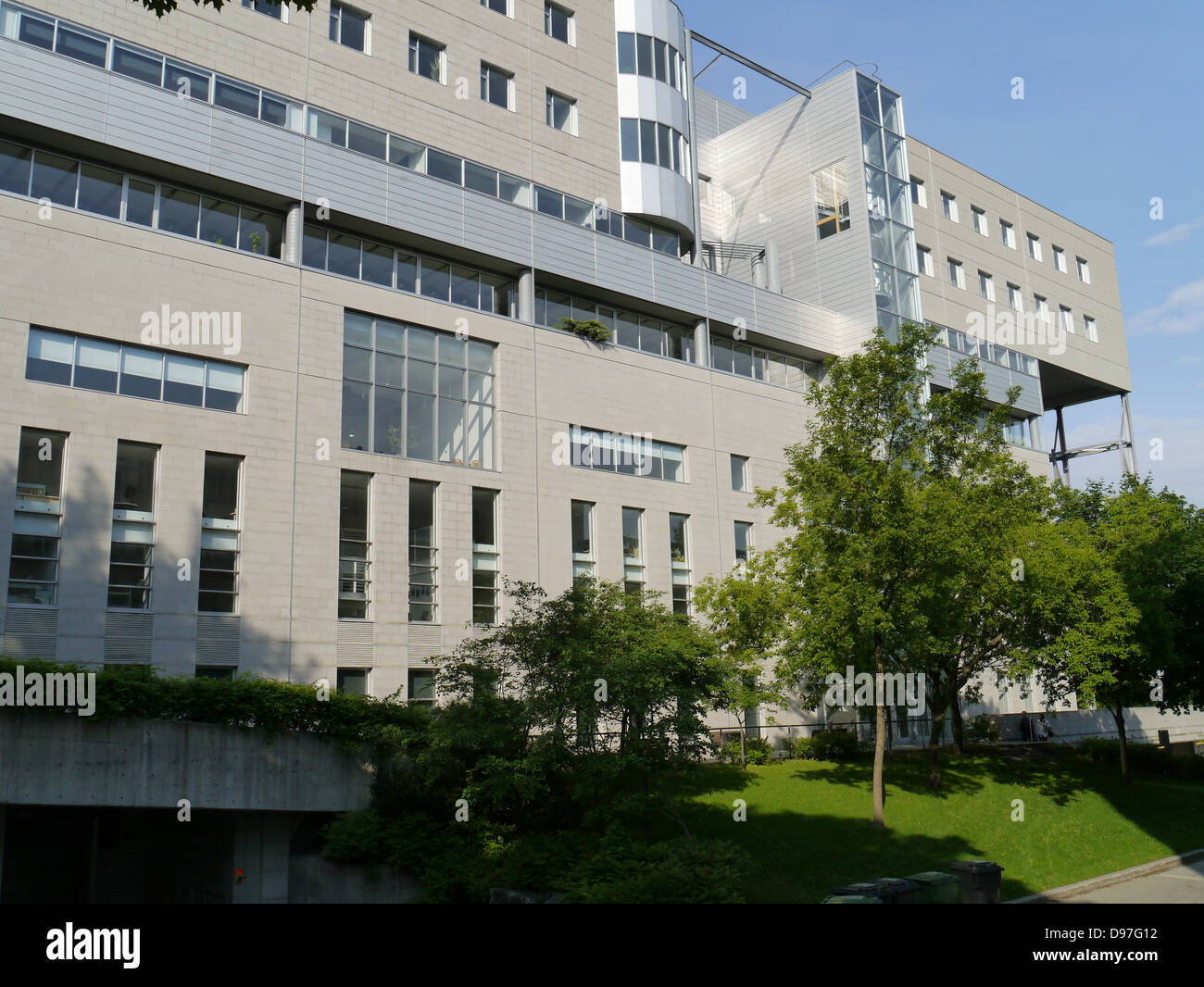 Modern university building, Montreal HEC Stock Photo