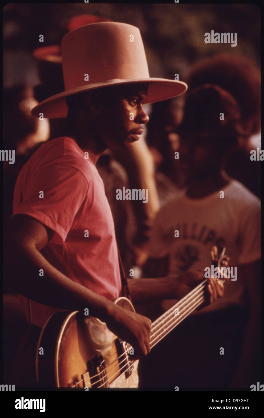 A Black Guitarist Performs At The Lake Meadows Shopping Center In Chicago, 08/1973 Stock Photo