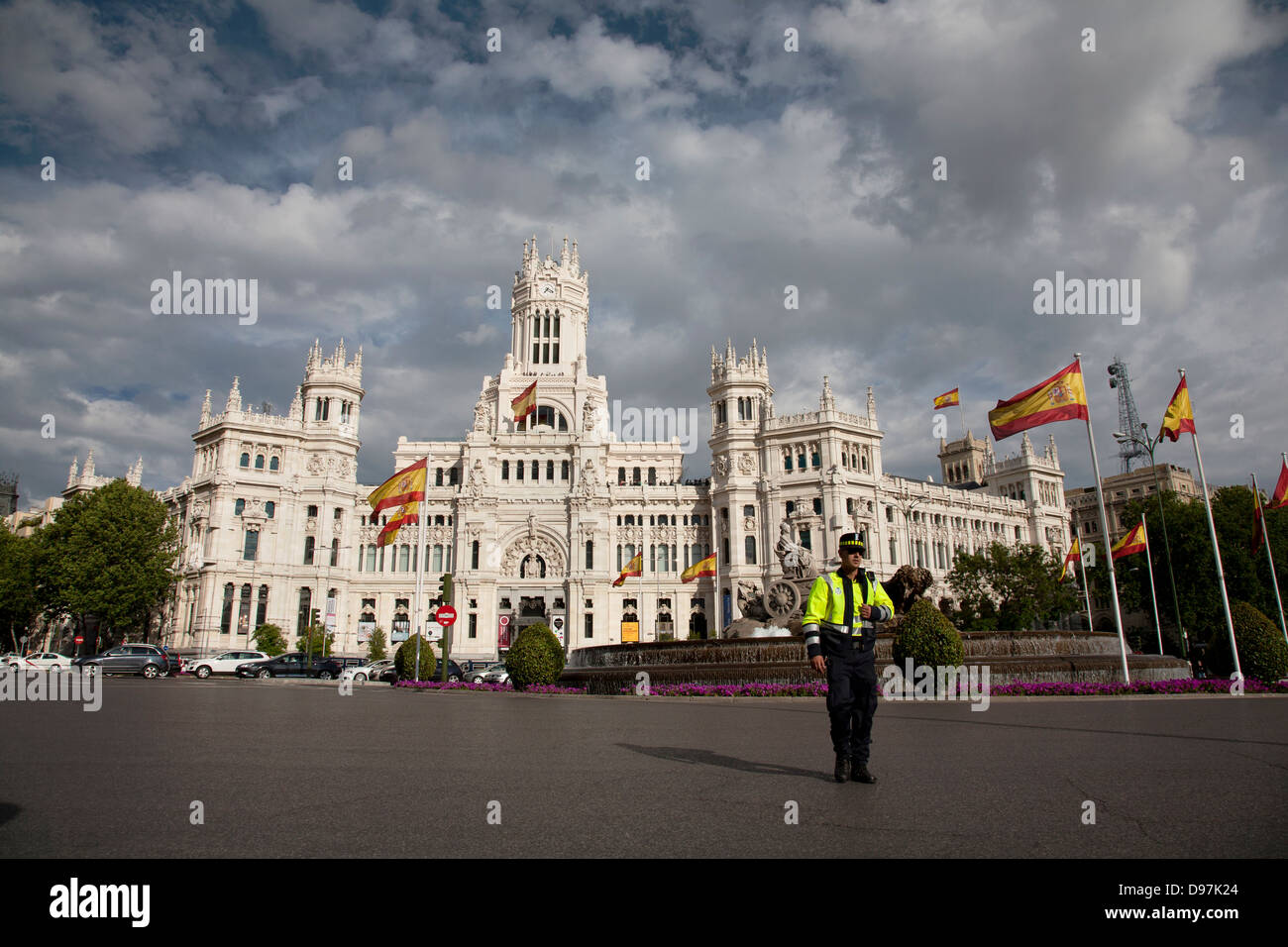 Main post office madrid spain hi-res stock photography and images - Alamy