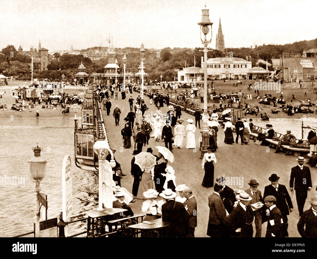 Bournemouth Pier early 1900s Stock Photo
