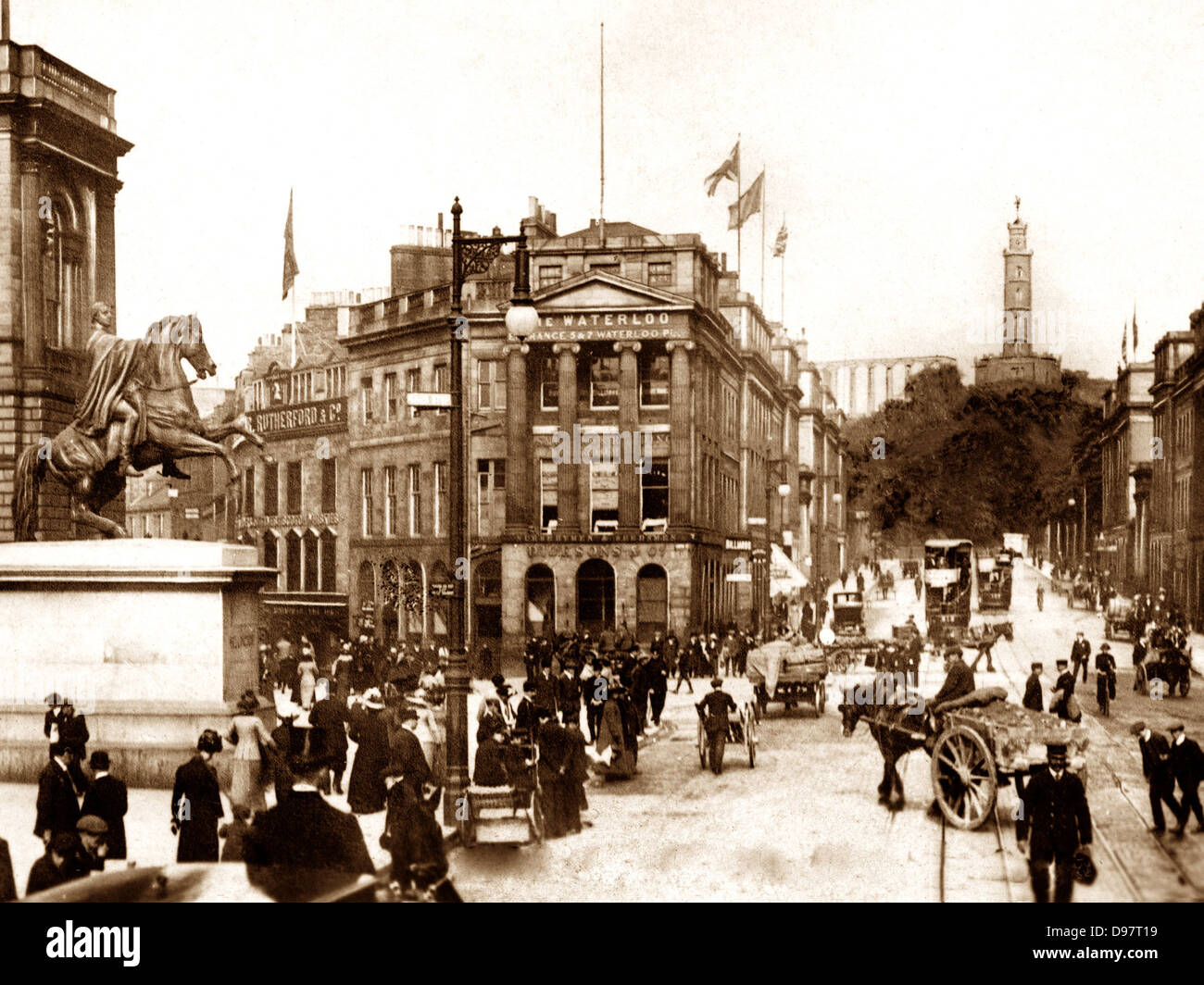 Edinburgh Post Office and Waterloo Place early 1900s Stock Photo Alamy