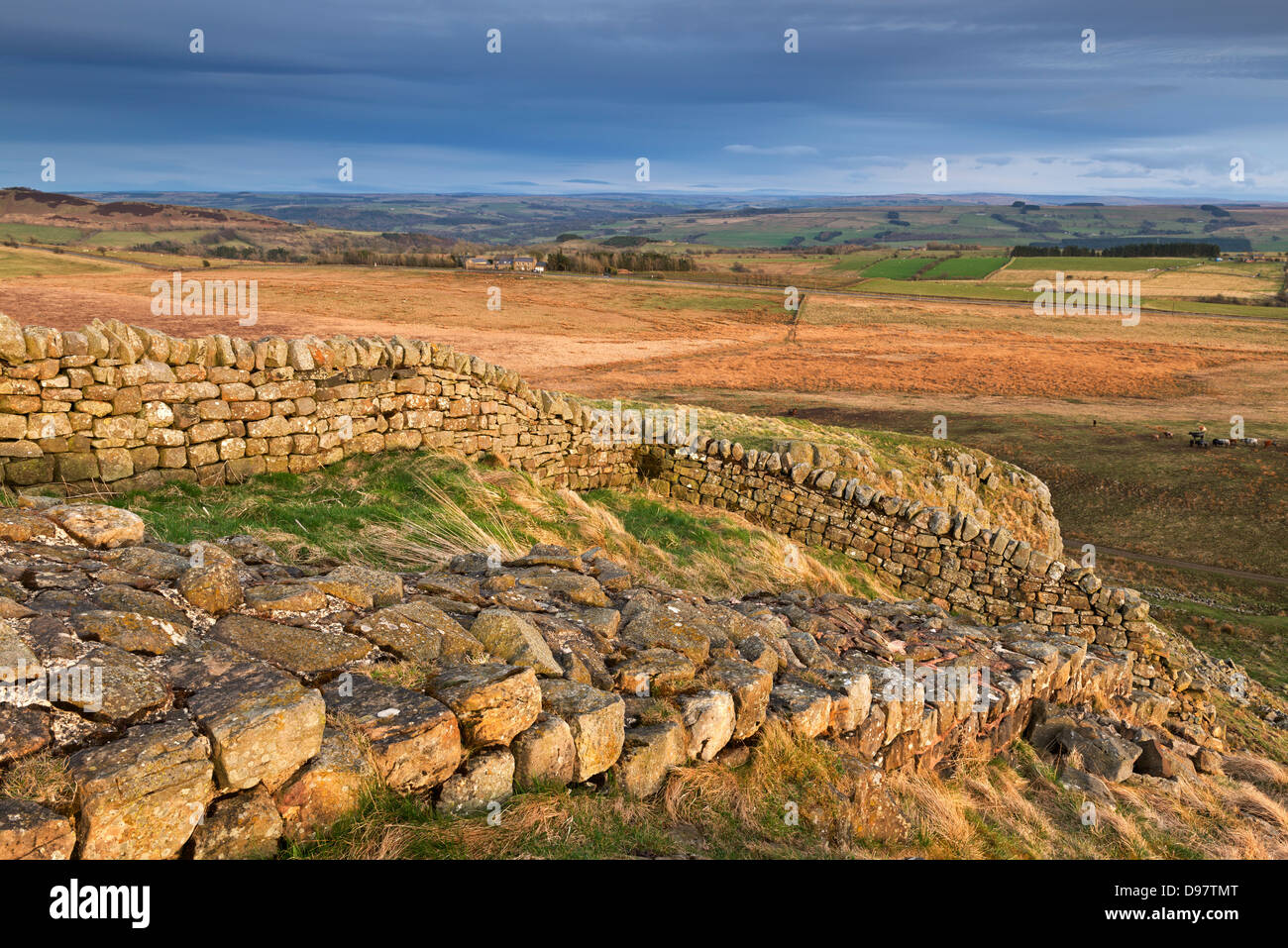 Hadrian's Wall on top of Steel Rigg in Northumberland National Park ...