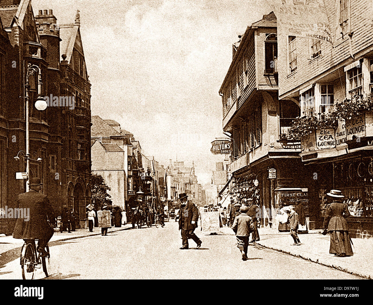 Canterbury High Street early 1900s Stock Photo