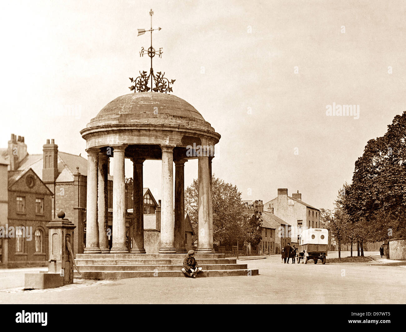 Tickhill Doncaster Road early 1900s Stock Photo Alamy