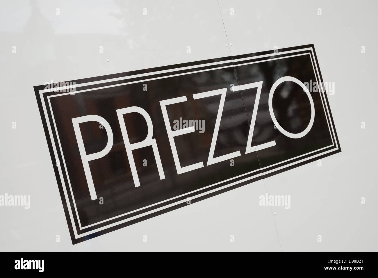The sign of UK Italian restaurant chain Prezzo Stock Photo