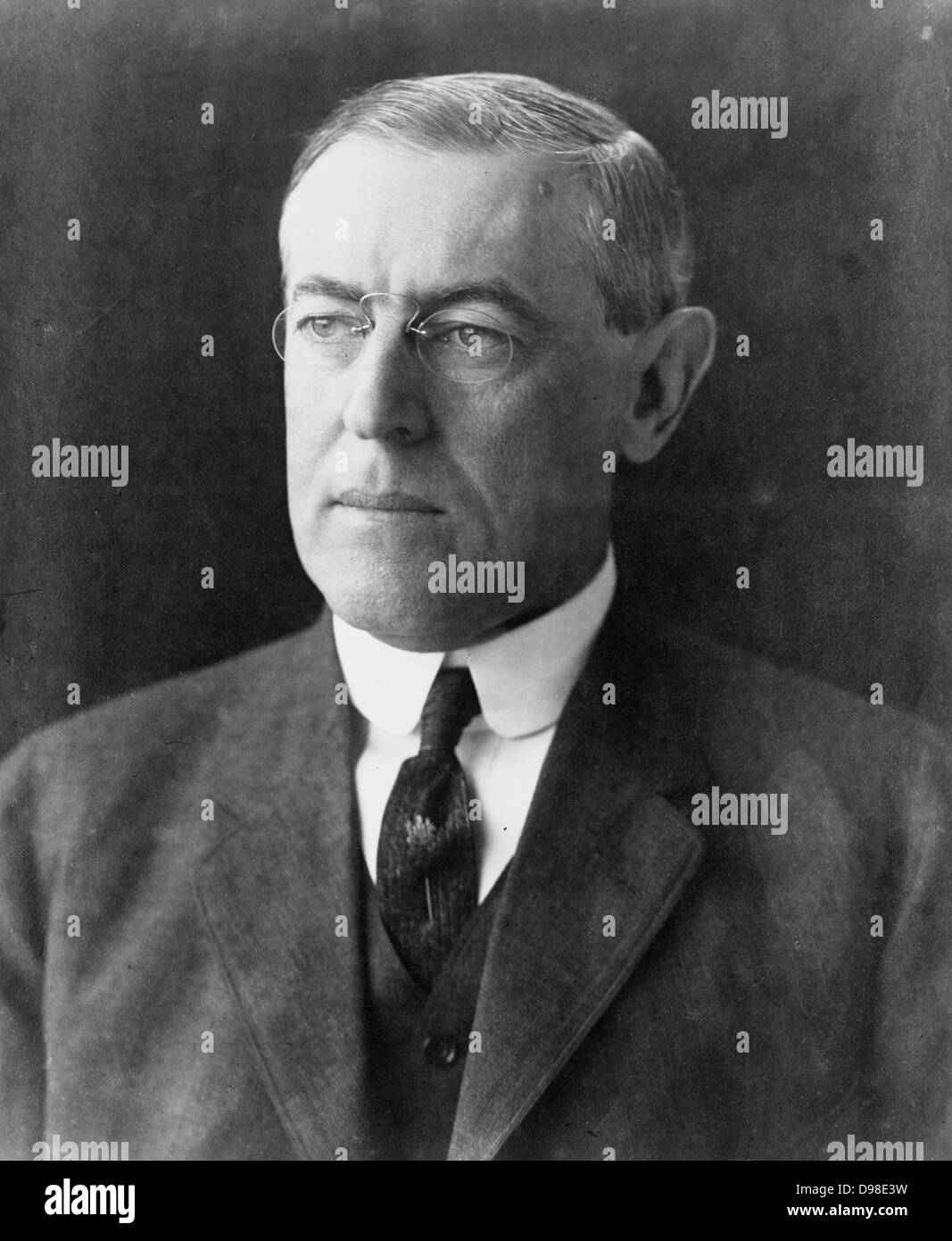 (Thomas) Woodrow Wilson (1856-1924) 28th President of the United States of America 1913-1921 throughout the First World War. Suffered a severe stroke in October 1919 leaving him partially incapacitated. Photographic portrait December 1912. Stock Photo