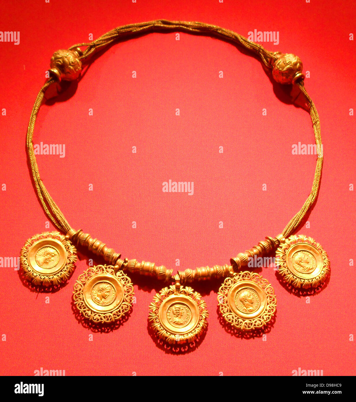 Roma Collar