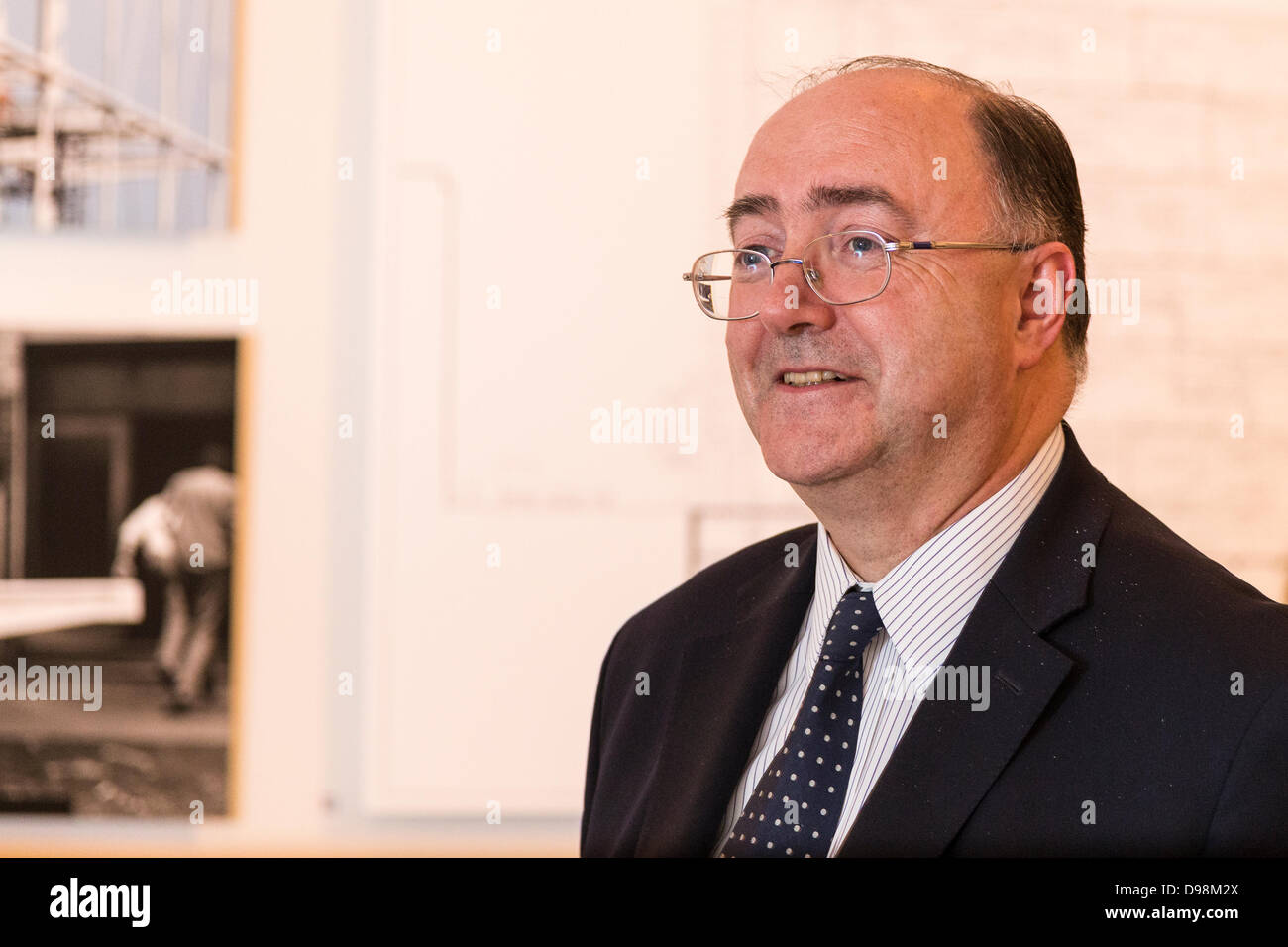 Peter Roche Peter Roche High Resolution Stock Photography and Images - Alamy