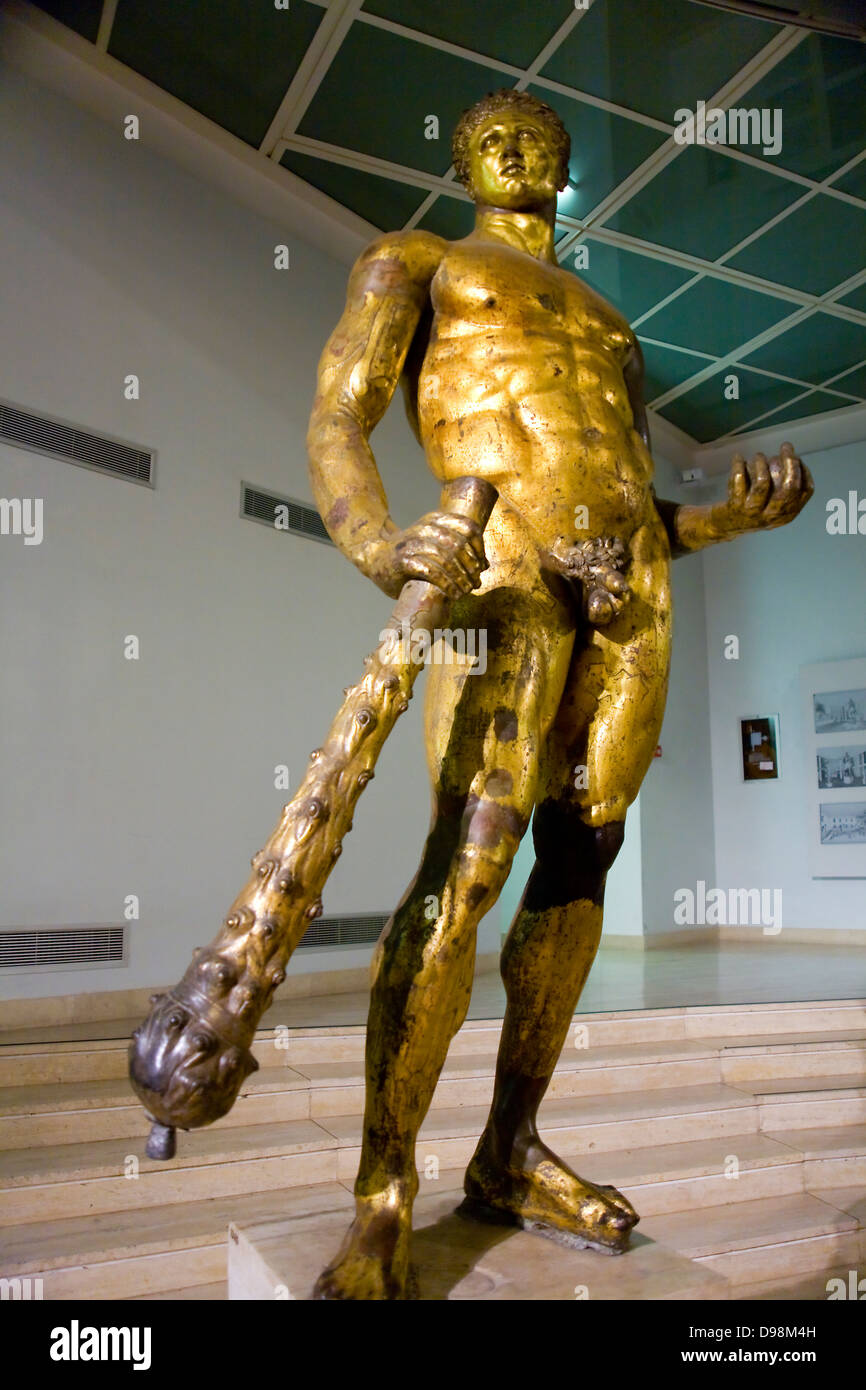 Hercules statue bronze hires stock photography and images Alamy