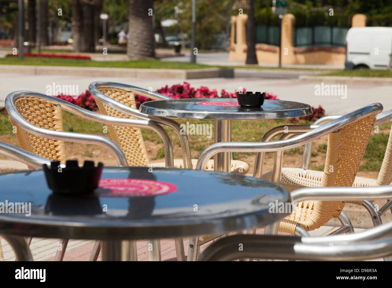 Outside Ashtrays Stock Photos Outside Ashtrays Stock Images Alamy