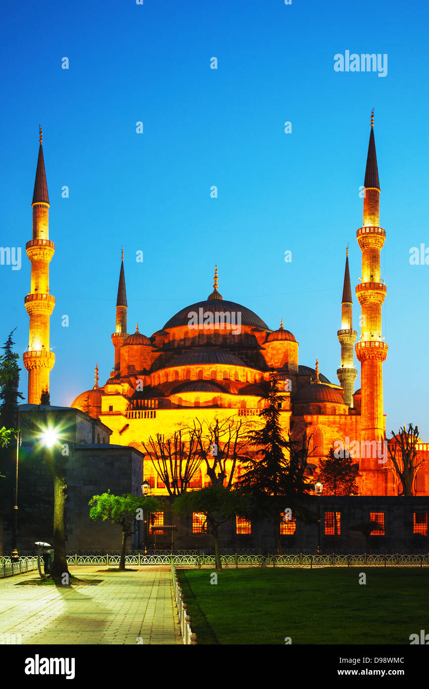 Sultan Ahmed Mosque (Blue Mosque) in Istanbul at the night time Stock ...