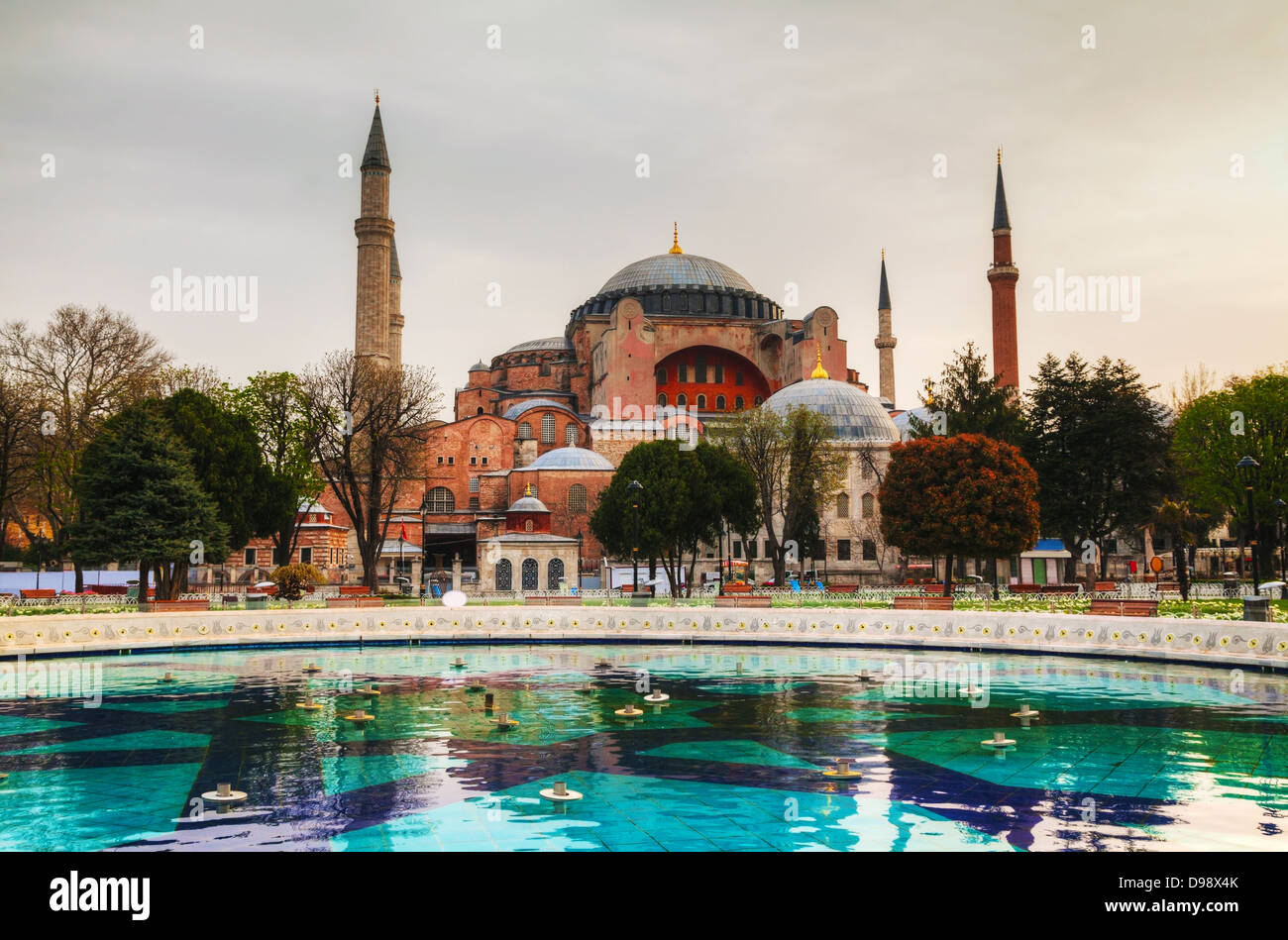 Hagia Sophia in Istanbul, Turkey early in the morning Stock Photo - Alamy