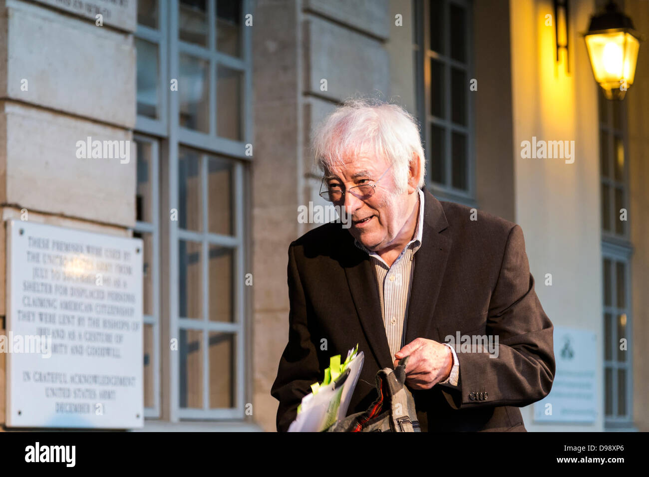 Paris, France. 13th June 2013. Seamus Heaney, Irish poet and Nobel Laureate, reading at the