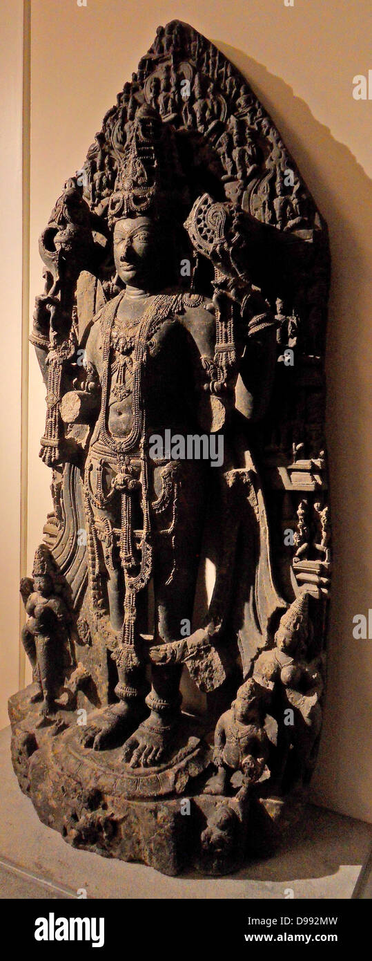 Vishnu Vasudeva. Vishnu standing with four arms, surrounded by Brahma