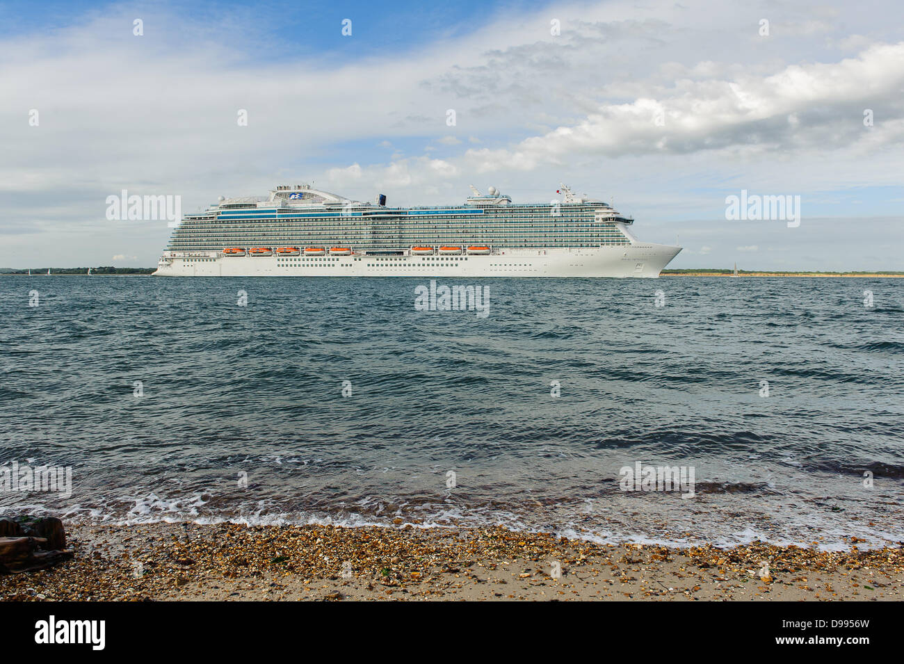Royal princess ship hi-res stock photography and images - Alamy
