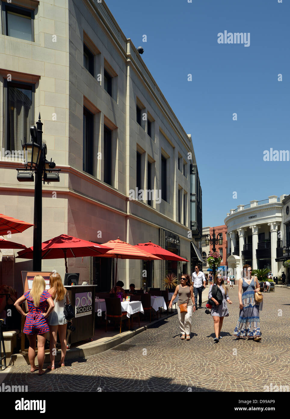 PRADA Boutique, noble shopping street rodeo drive, Beverly Hills, Los  Angeles, California, the United States of America, the USA Stock Photo -  Alamy