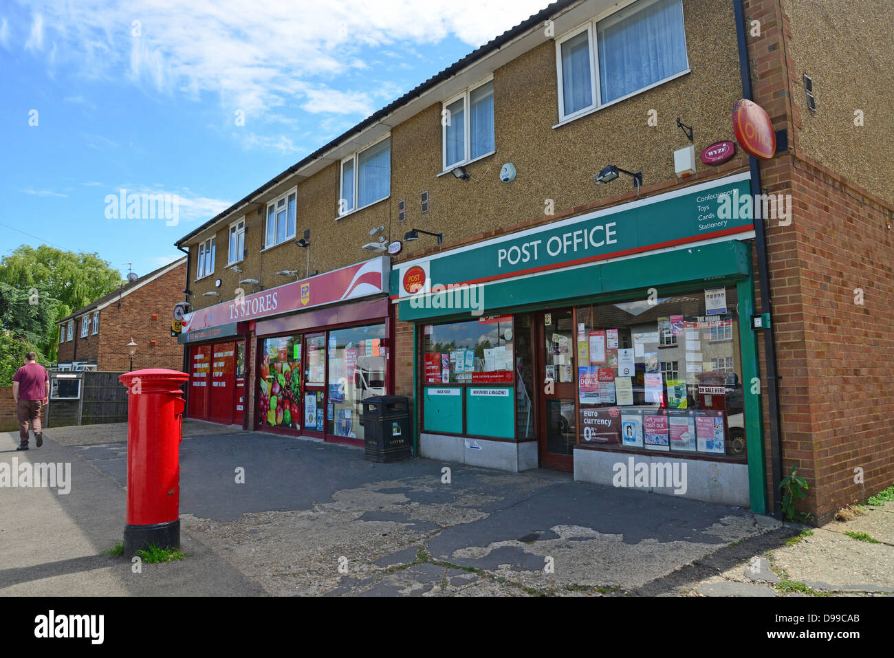 Grocery store and Post Office, Horton Road, Stanwell Moor, Surrey, England, United Kingdom Stock Photo