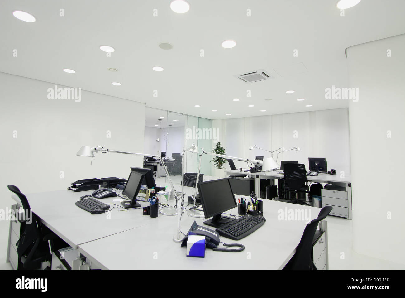 Black modern office chair hi-res stock photography and images - Alamy