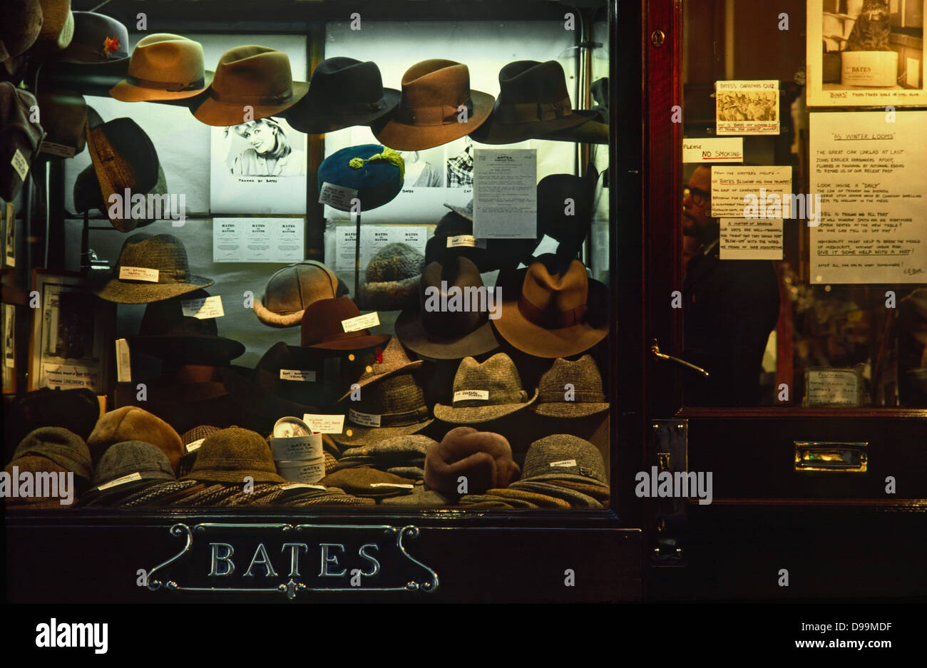 Bates hat shop in Jermyn Street, Mayfair London Stock Photo - Alamy