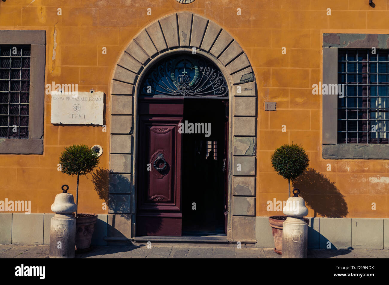 Official tourist office hi-res stock photography and images - Alamy
