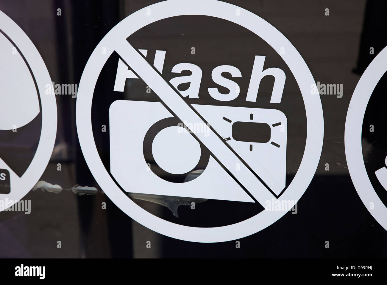 no flash photography sign Stock Photo
