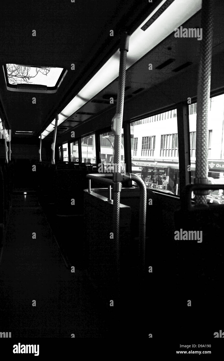 Empty bus hi-res stock photography and images - Alamy