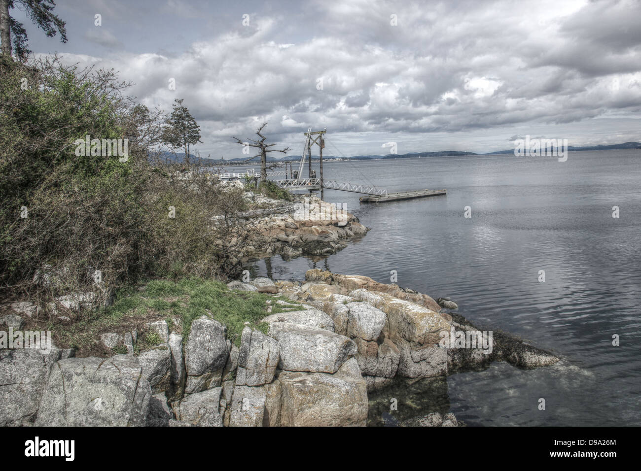 Hdr rocky beach hi-res stock photography and images - Alamy
