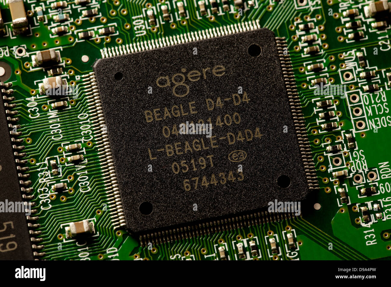 AGERE L-BEAGLE-D4D4-DB 19 bit CPU on circuit board Stock Photo